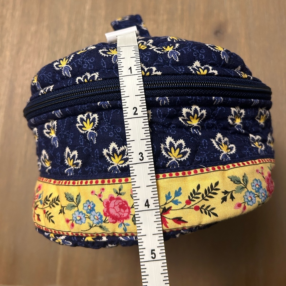 Vera Bradley 2002 Maison Blue Home and Away Travel Case - Picture 7 of 10